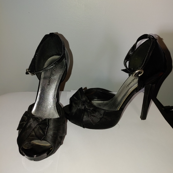 4 3/4" Heel Peep Toe Pump W/Bow size 7 - Picture 1 of 8